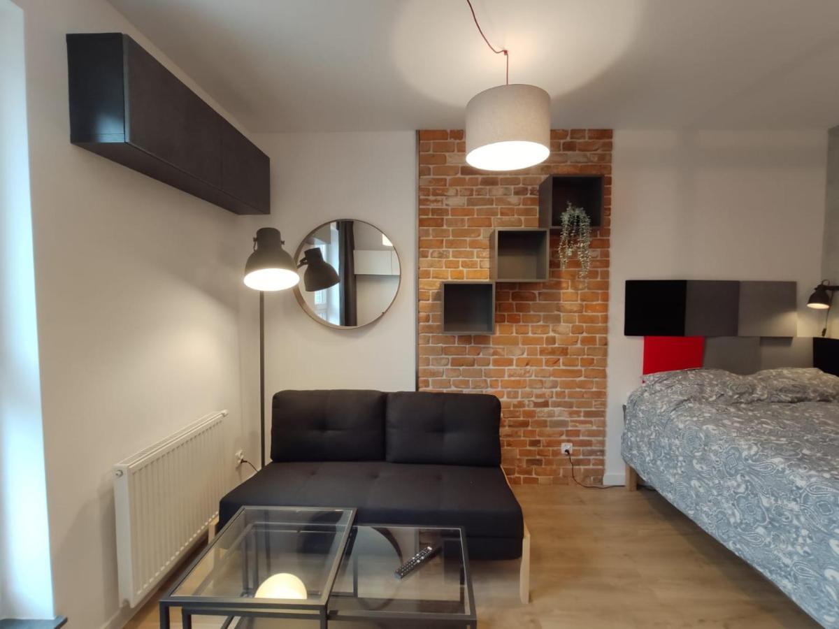 Red Wall Apartment In The Old Town Gdańsk Buitenkant foto